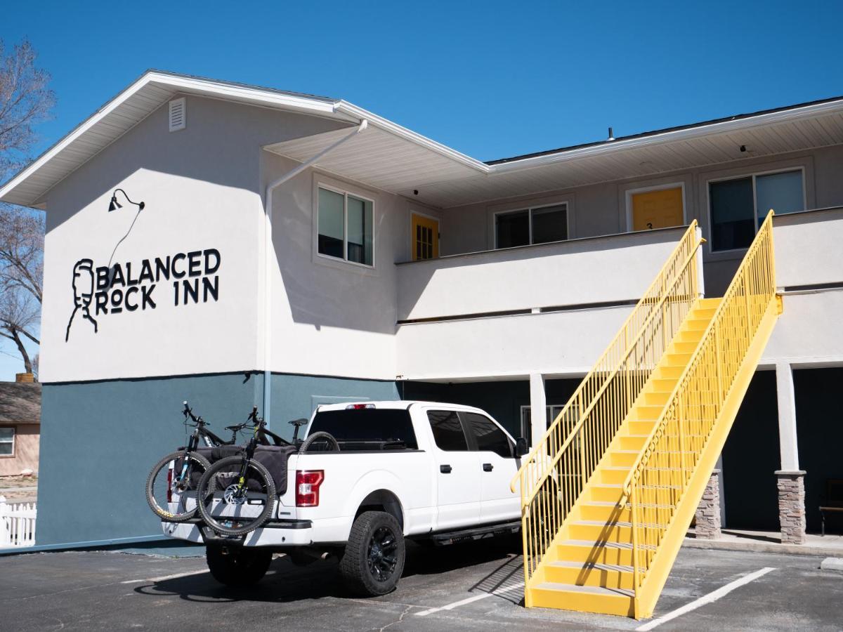 Balanced Rock Inn Фрута Екстериор снимка
