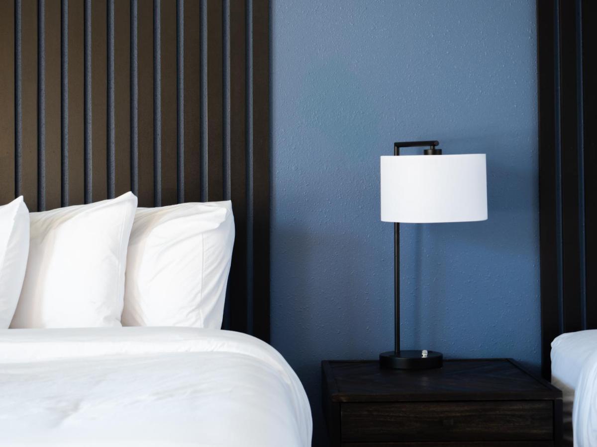 Balanced Rock Inn Фрута Екстериор снимка